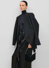Bevza Grain Clutch - Black