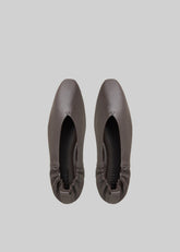 A.Emery Brie Flats - Graphite