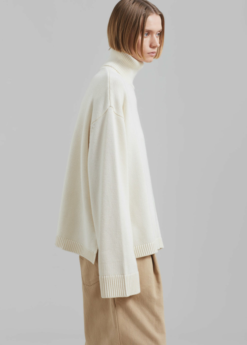 Rhea Trapeze Turtleneck - Ivory
