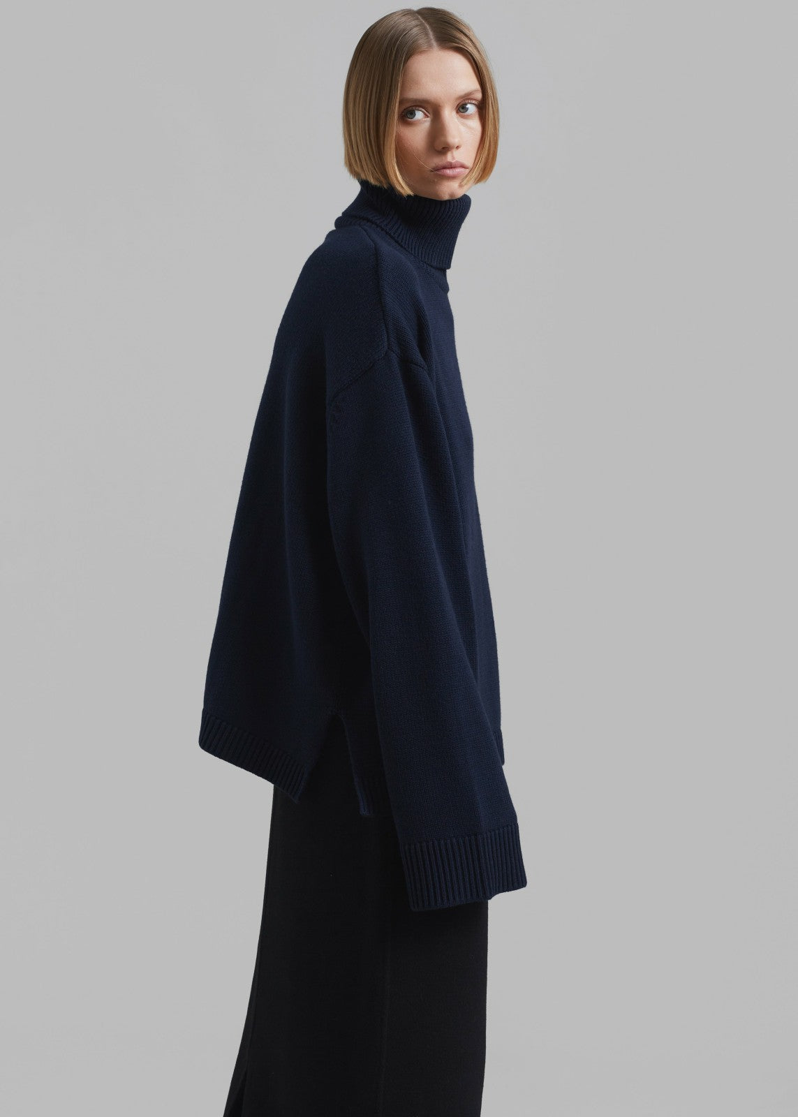 Rhea Trapeze Turtleneck - Navy