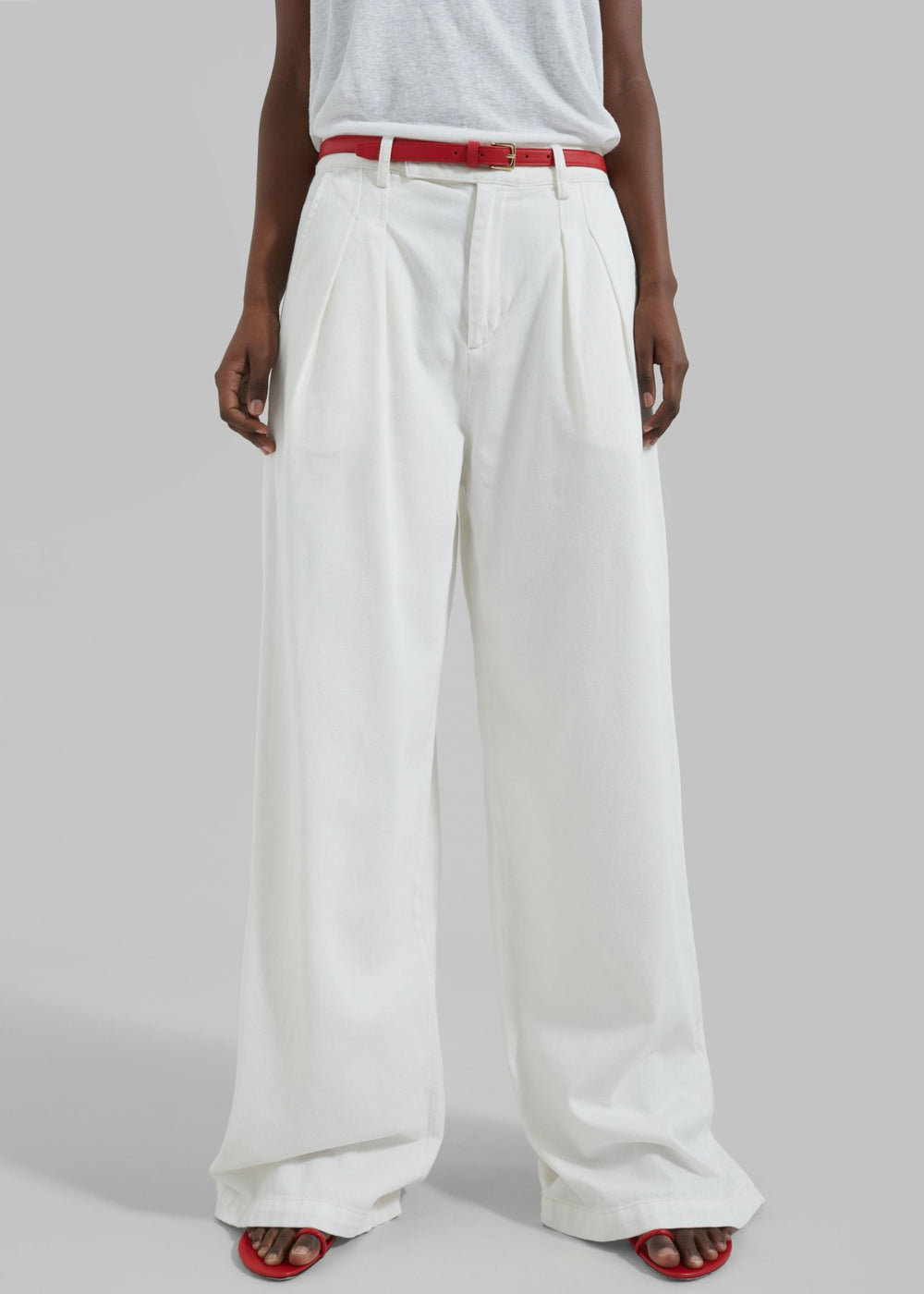 Nolan Pleated Denim Trousers - White