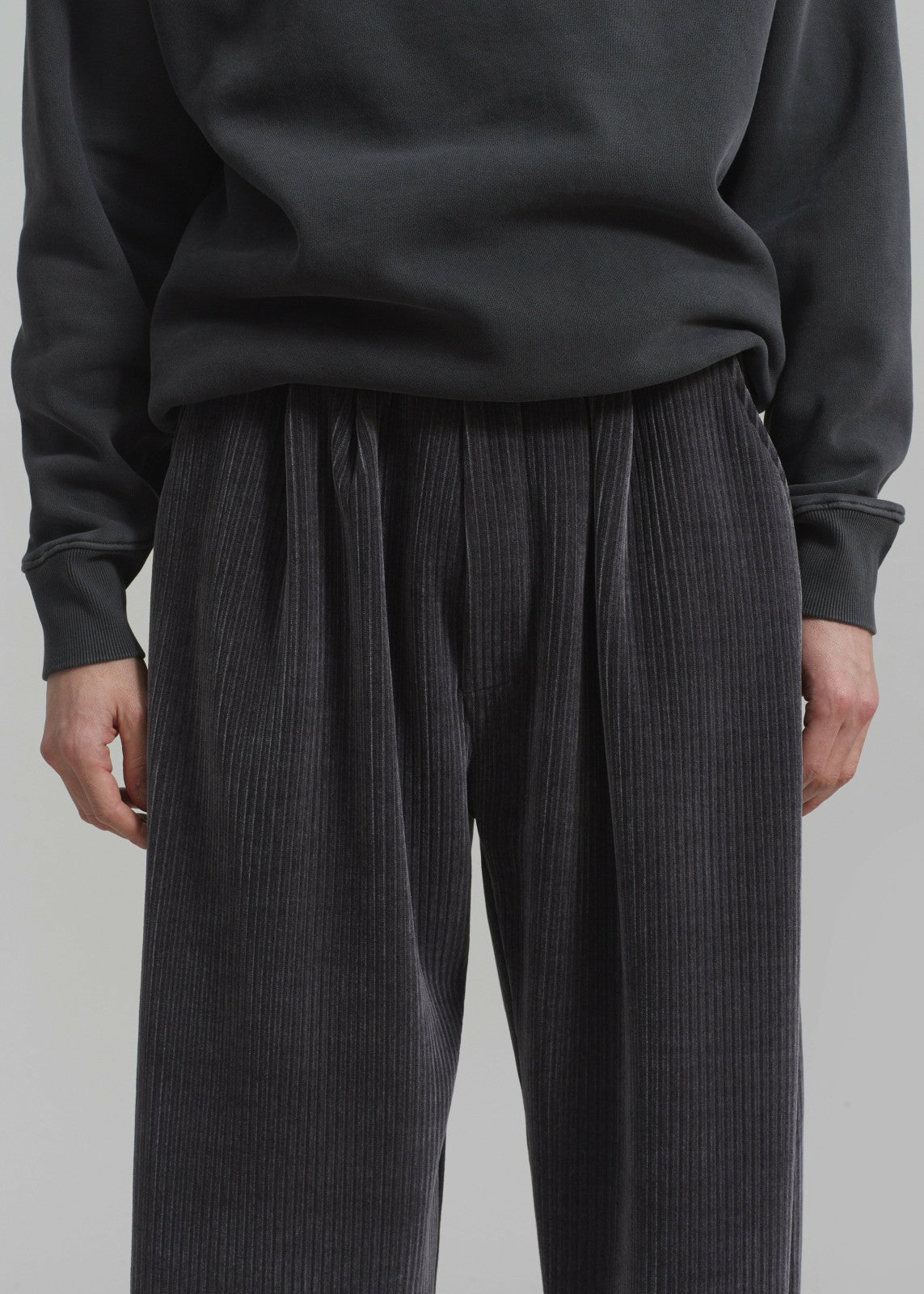 Declan Corduroy Pants - Charcoal