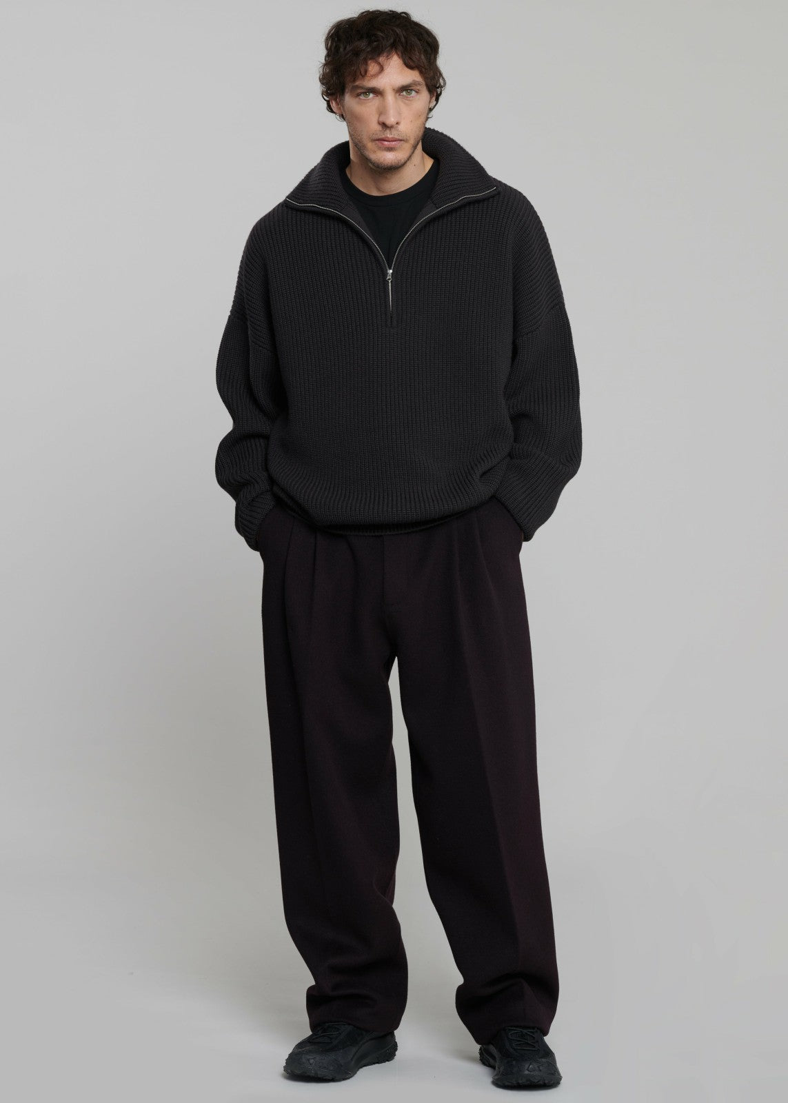 Harrison Quarter Zip Jumper - Dark Plum