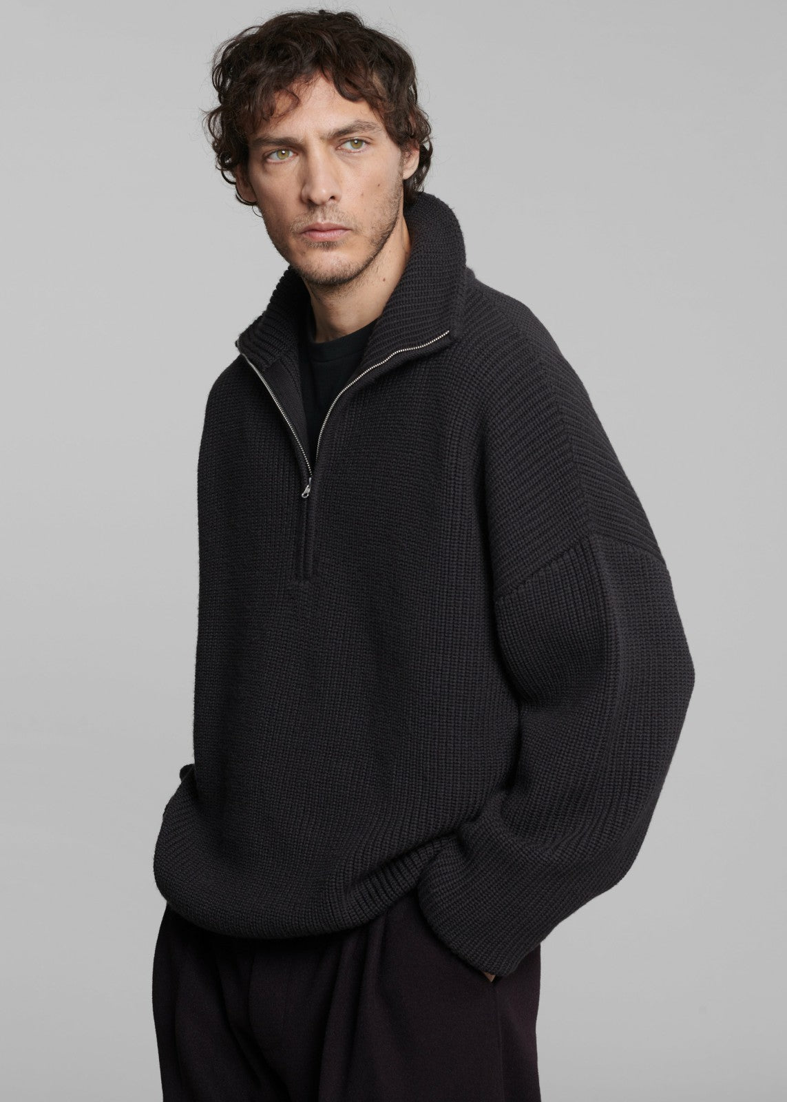 Harrison Quarter Zip Jumper - Dark Plum