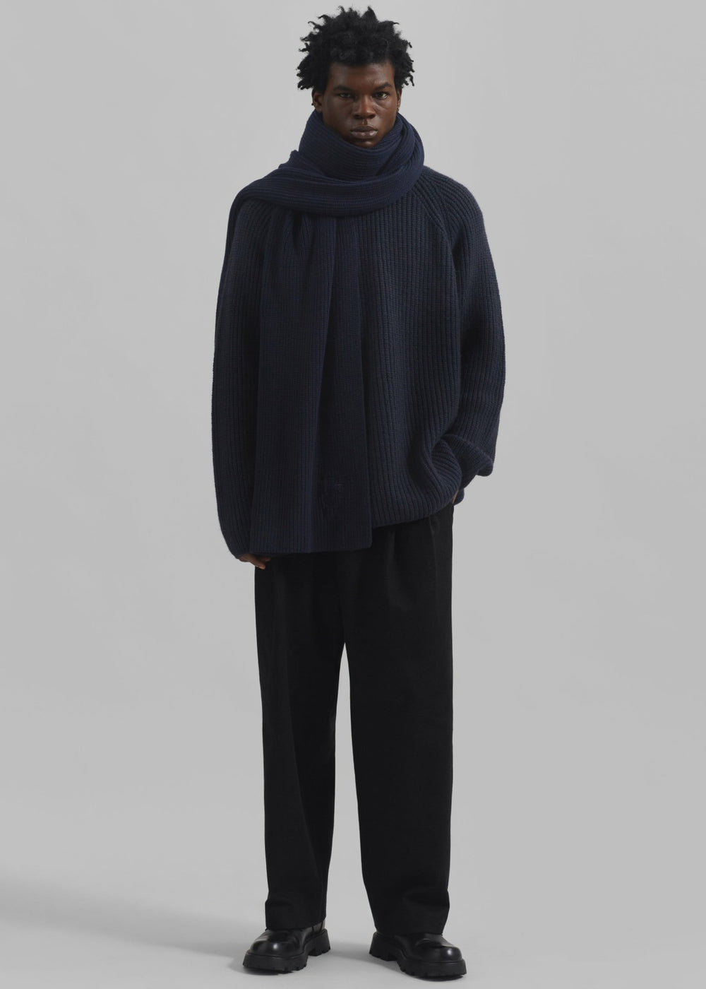 Colton Wool Scarf - Navy