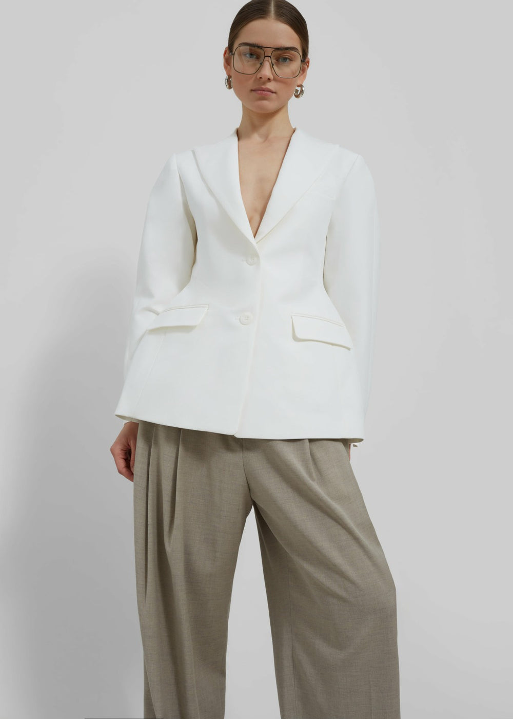 Colette Hourglass Blazer - White
