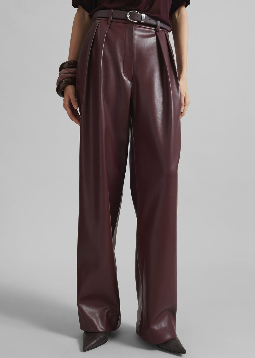 Ora Leather Belt - Plum/Silver