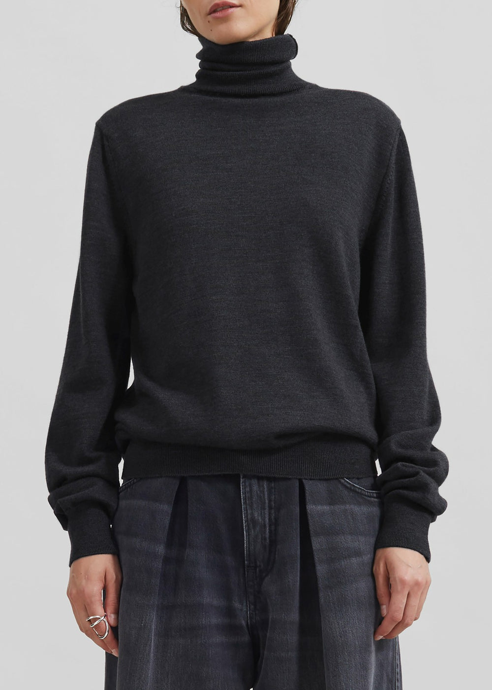Eve Thin Turtleneck Sweater - Dark Grey Melange