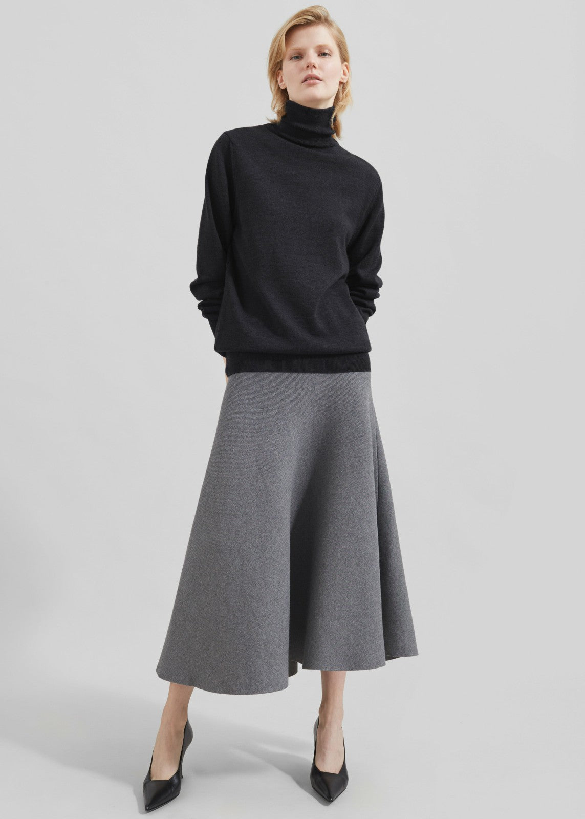 Eve Thin Turtleneck Sweater - Dark Grey Melange