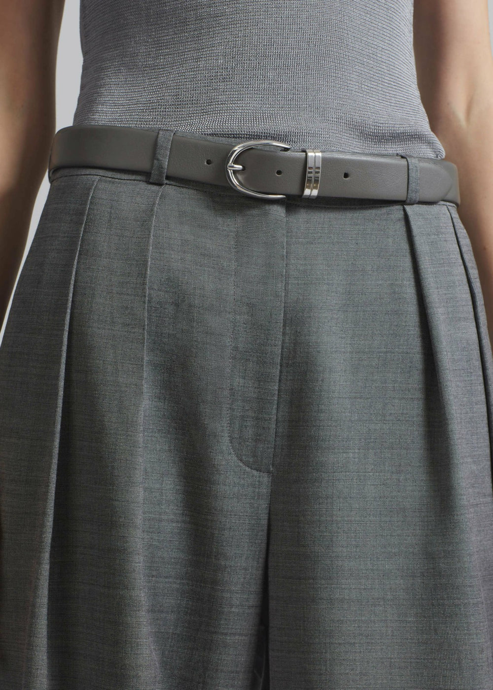 Ora Leather Belt - Grey/Silver