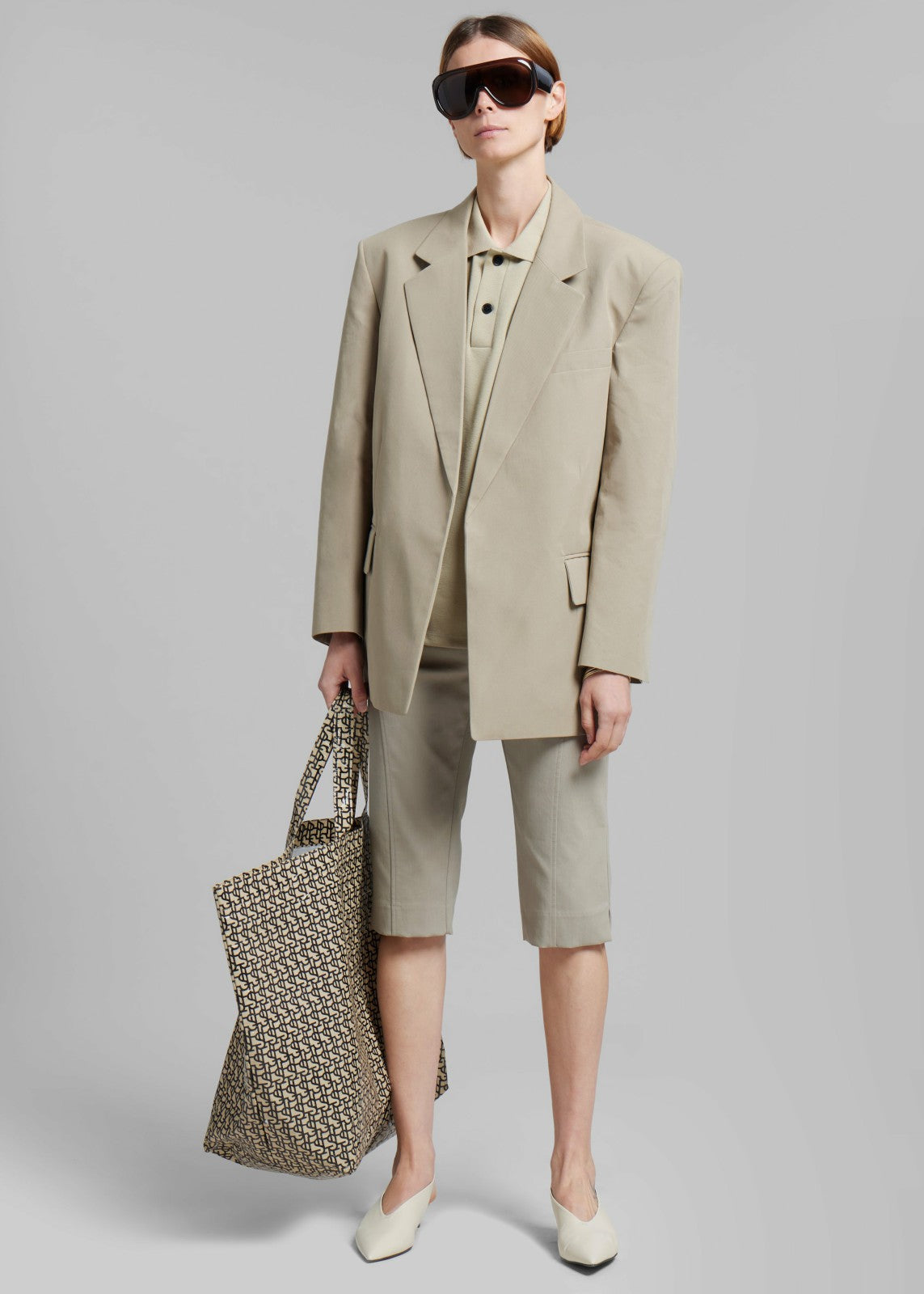 The Frankie Shop Oversized Tote - Black/Beige