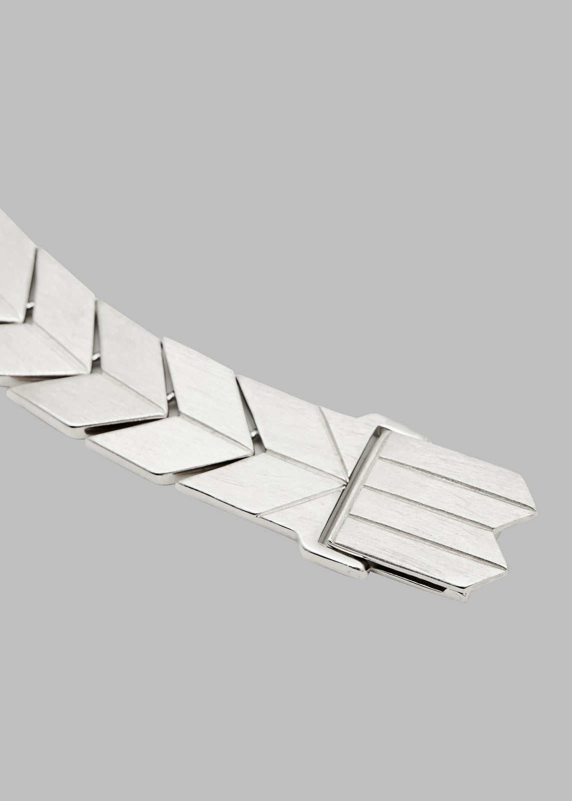Bevza Flat Spikelet Bracelet - Steel Grey