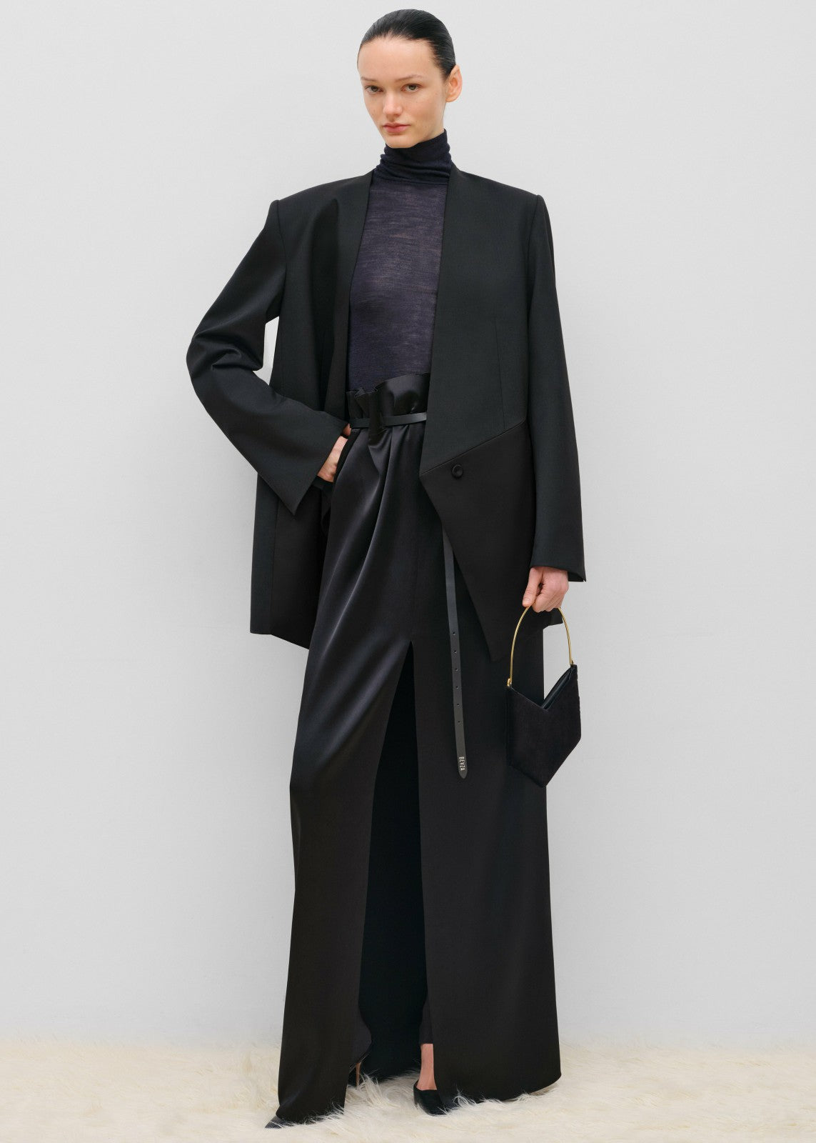 Bevza Grain Clutch - Black