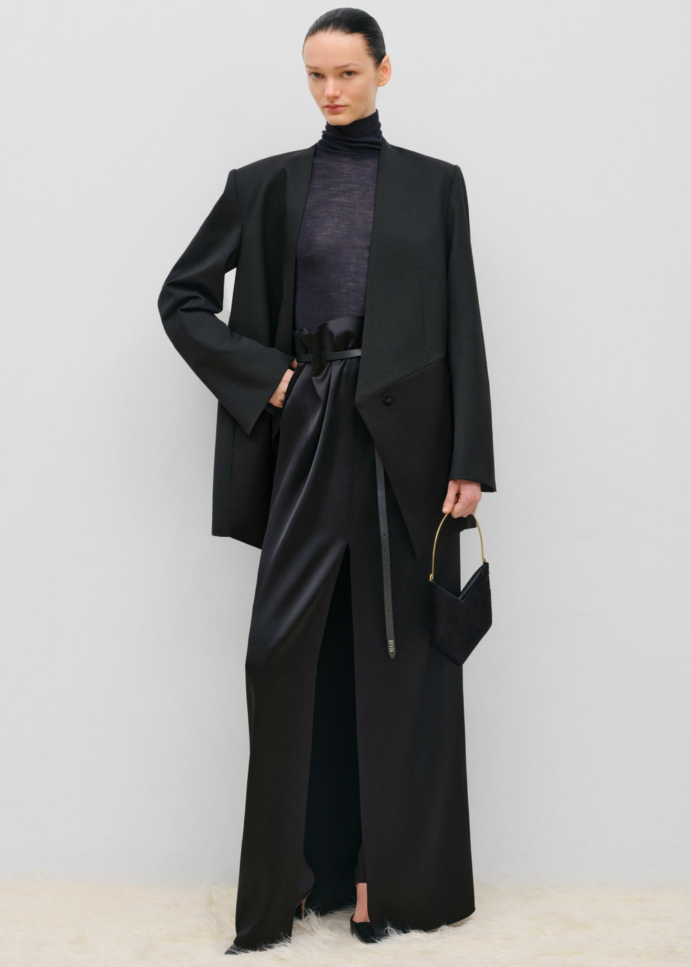 Bevza Grain Clutch - Black
