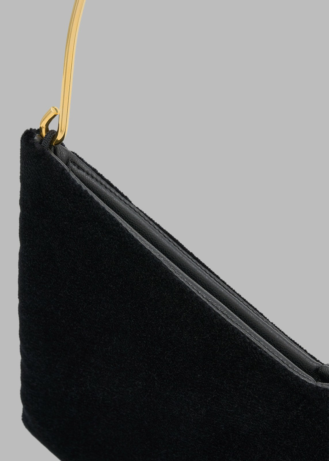 Bevza Grain Clutch - Black