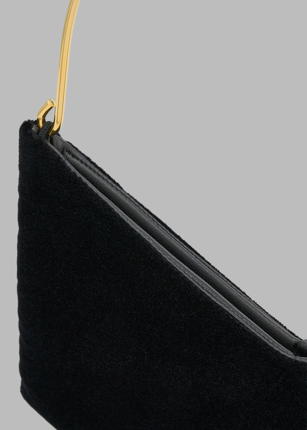 Bevza Grain Clutch - Black