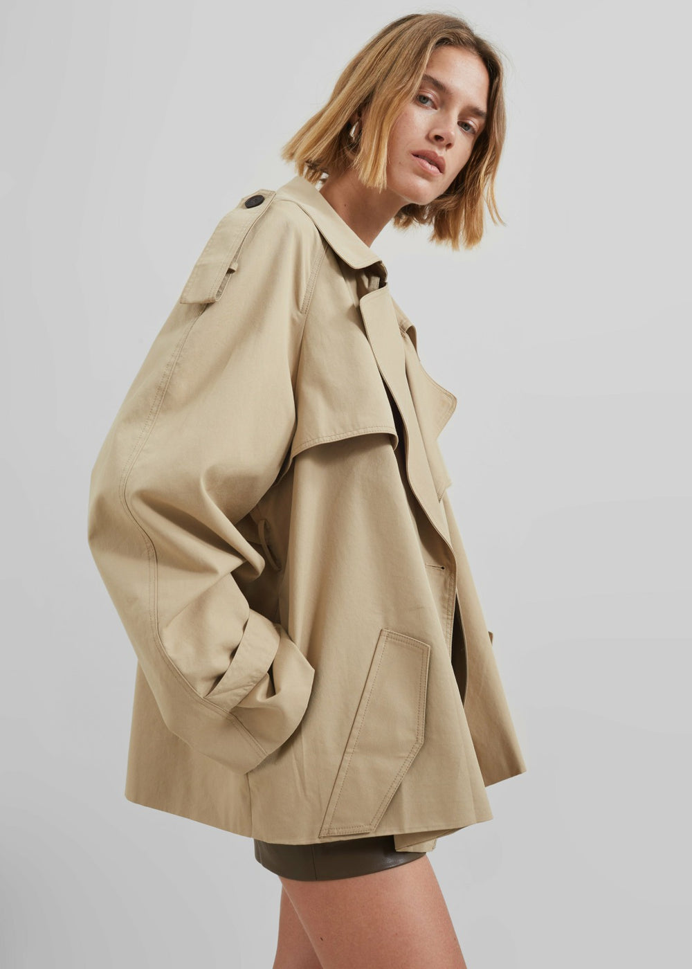 Arlington Short Trench - Beige