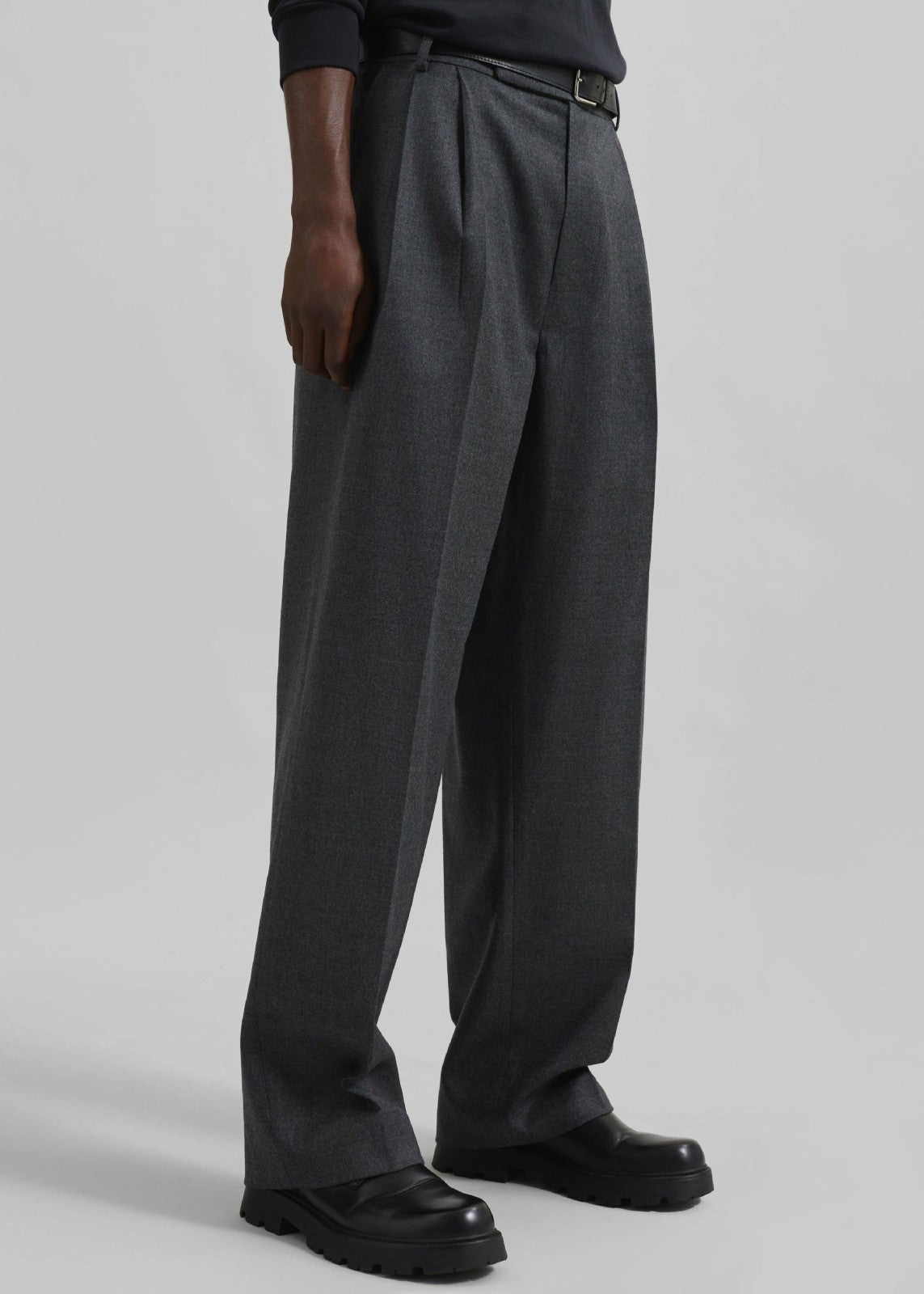 Beo Wool Flannel Suit Pants - Charcoal