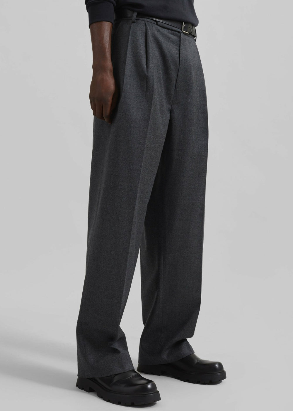 Beo Wool Flannel Suit Pants - Charcoal