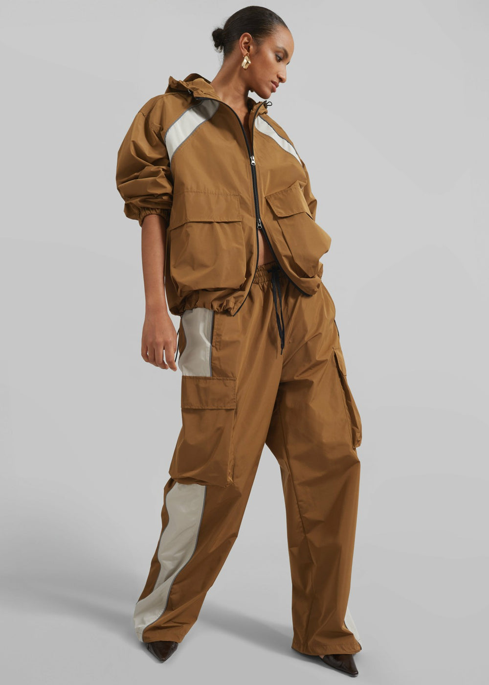Navan Cargo Pants - Brown