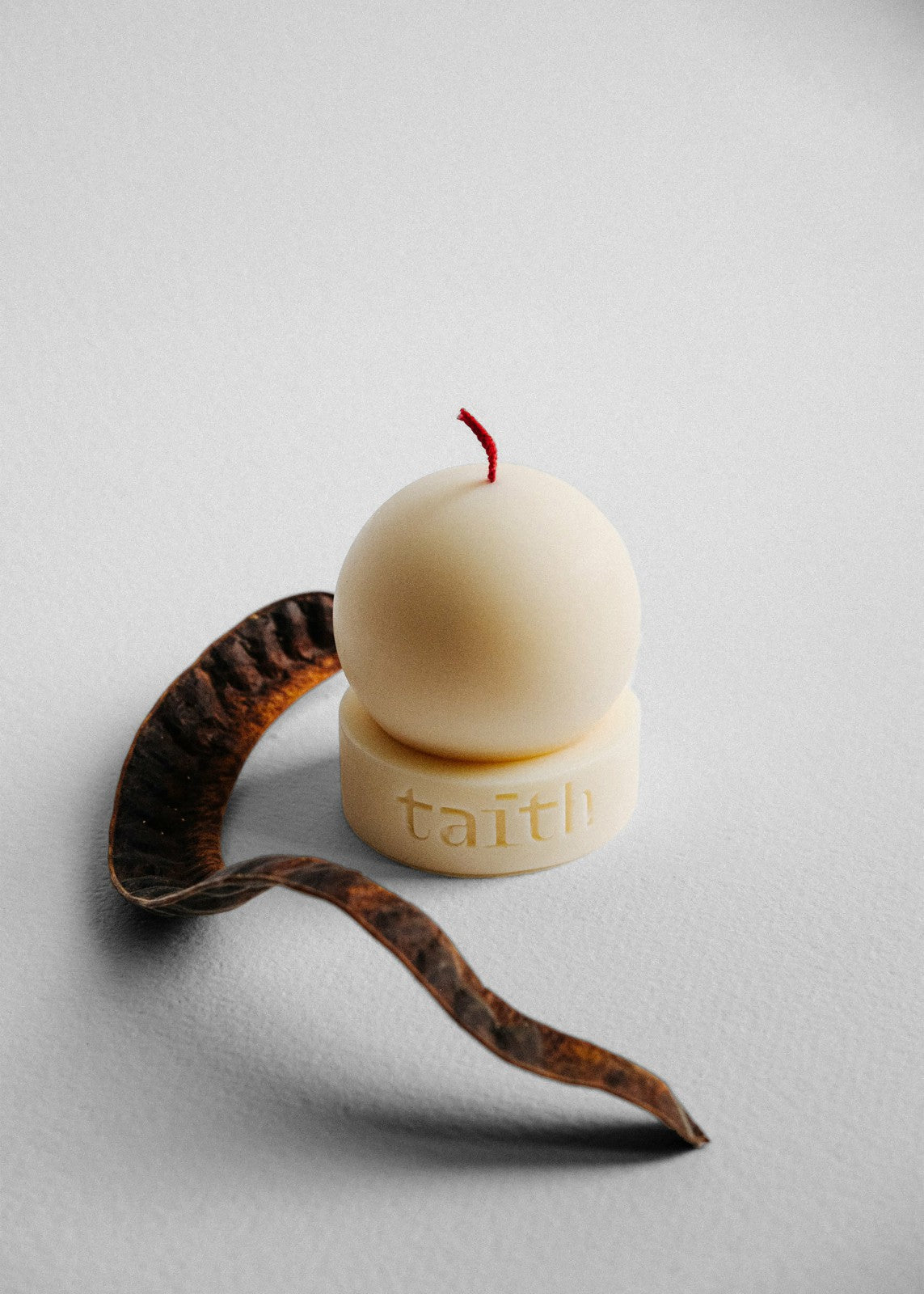 Taith Lu Candle - Cream