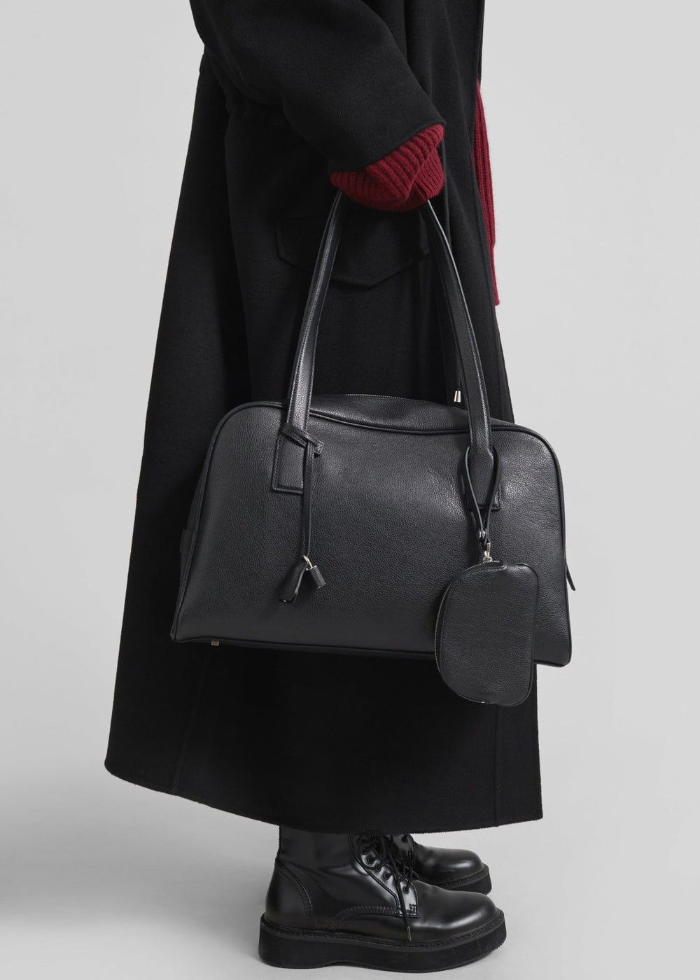 Noho Leather Shoulder Bag - Black