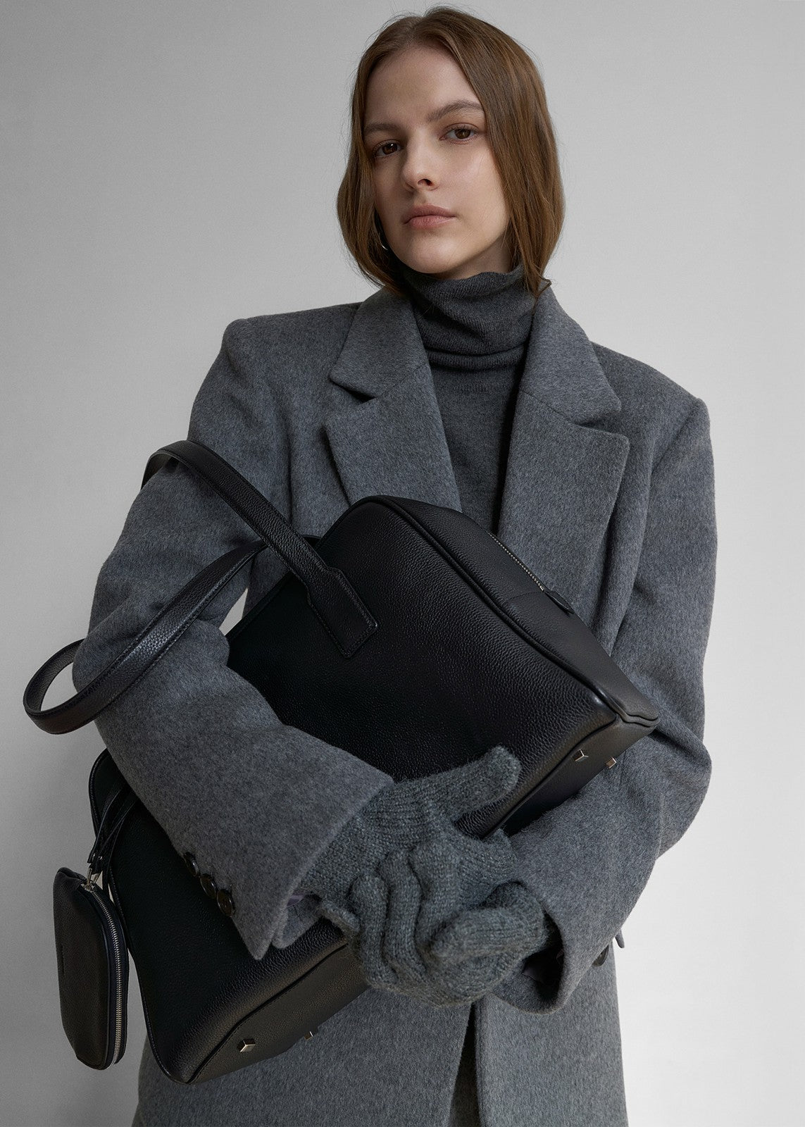 Noho Leather Shoulder Bag - Black