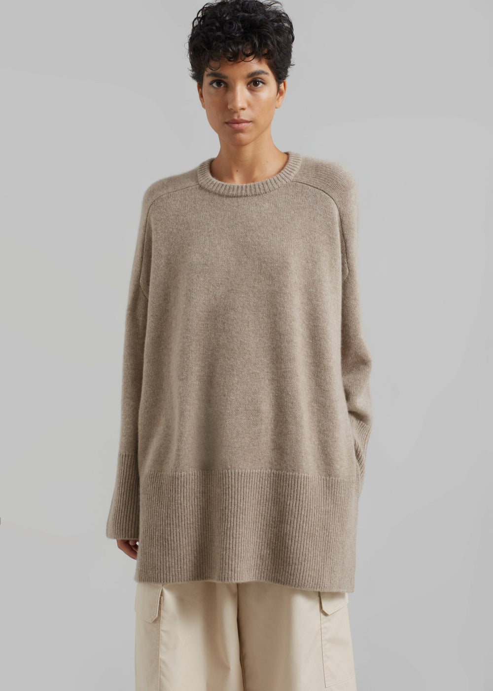 Kairon Cashmere Crewneck Sweater - Beige