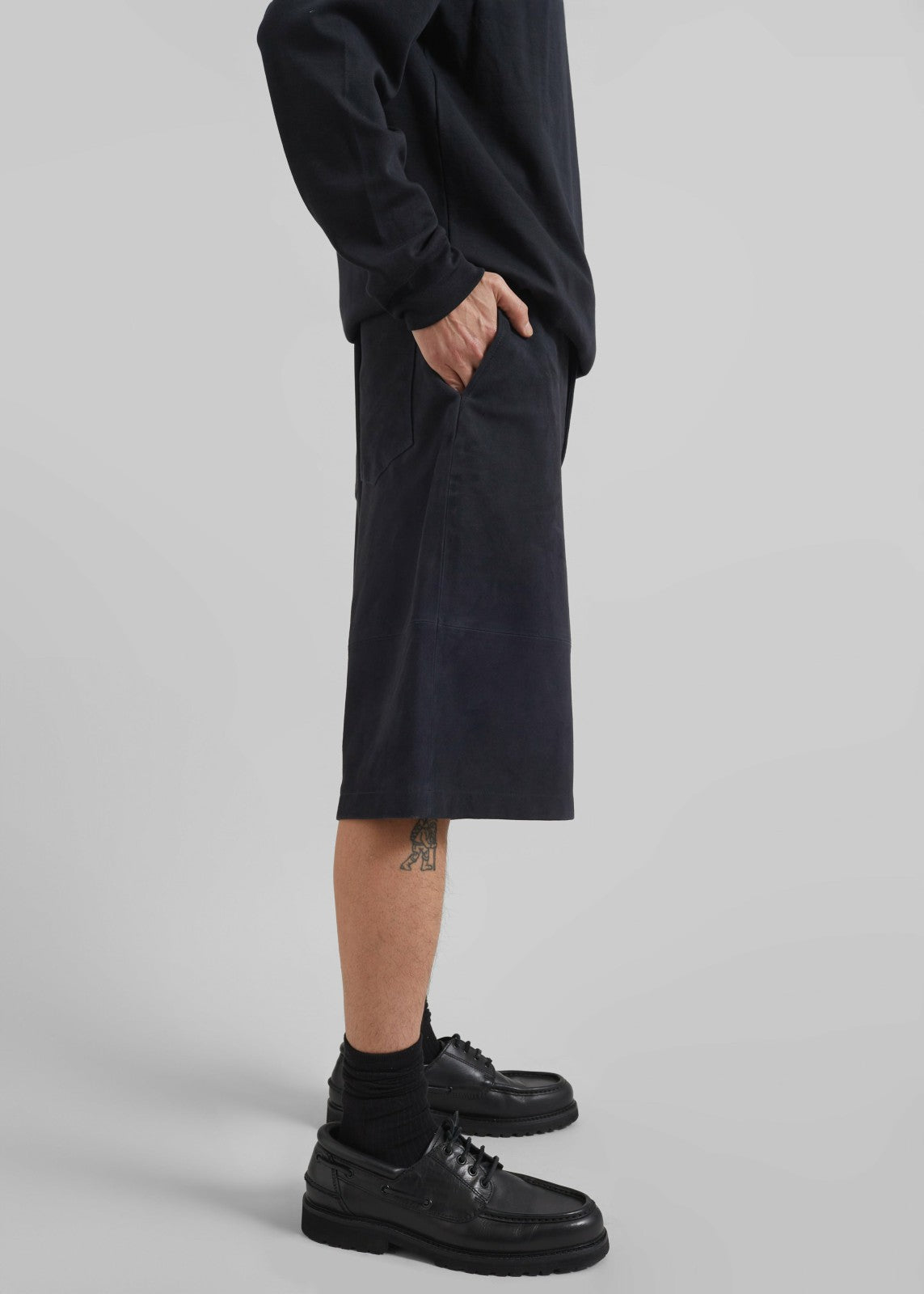 Radlett Suede Bermuda Shorts - Navy