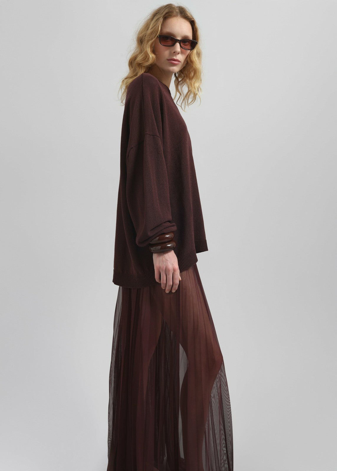 Vallen Pleated Mesh Maxi Skirt - Burgundy