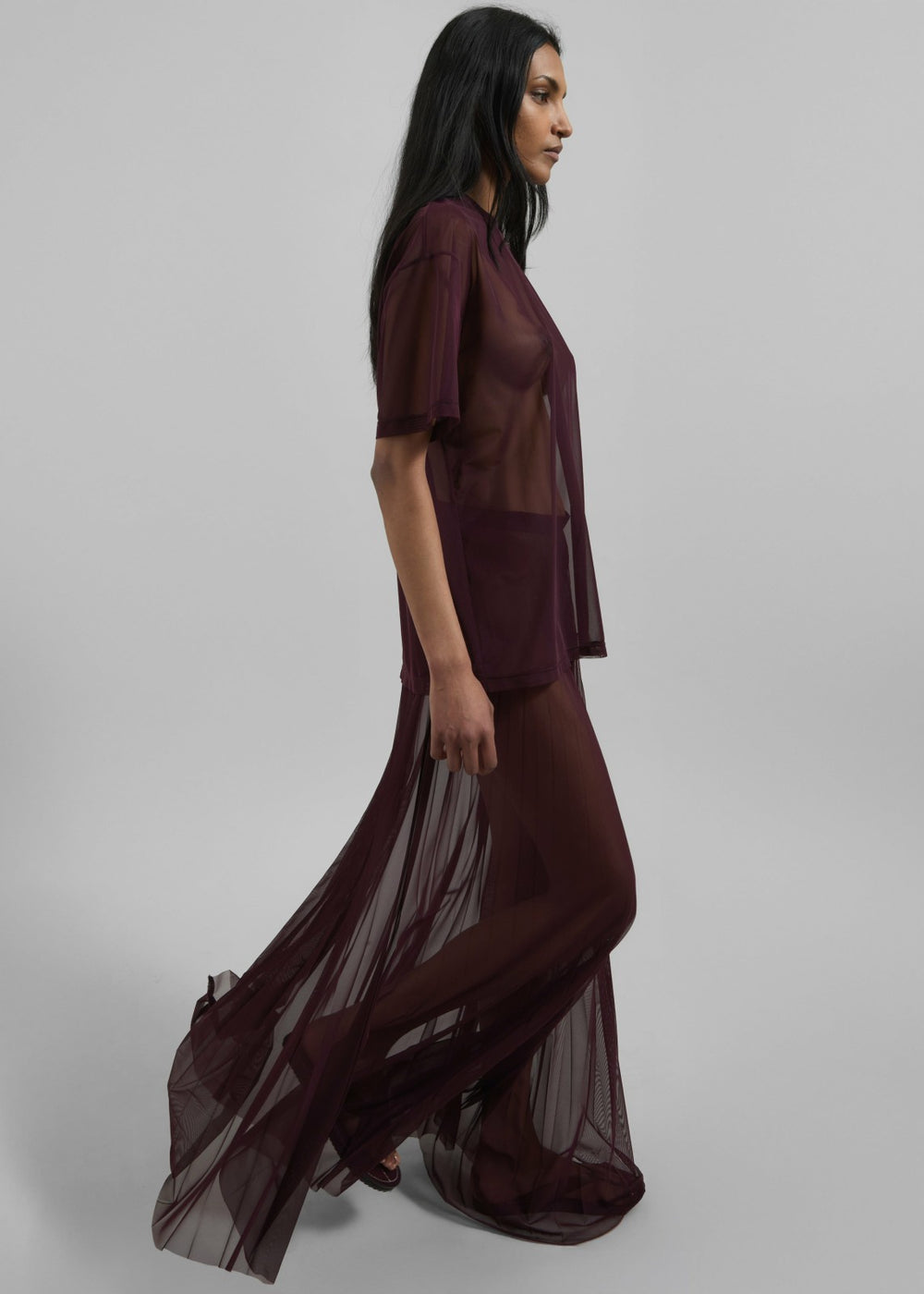 Vallen Pleated Mesh Maxi Skirt - Burgundy