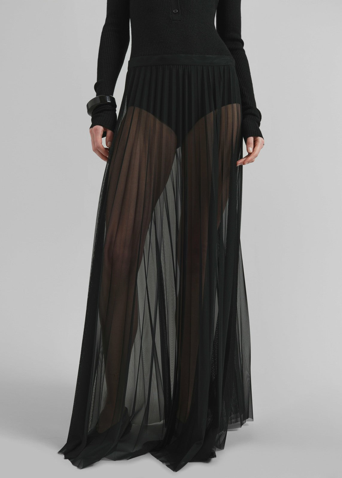 Vallen Pleated Mesh Maxi Skirt - Black