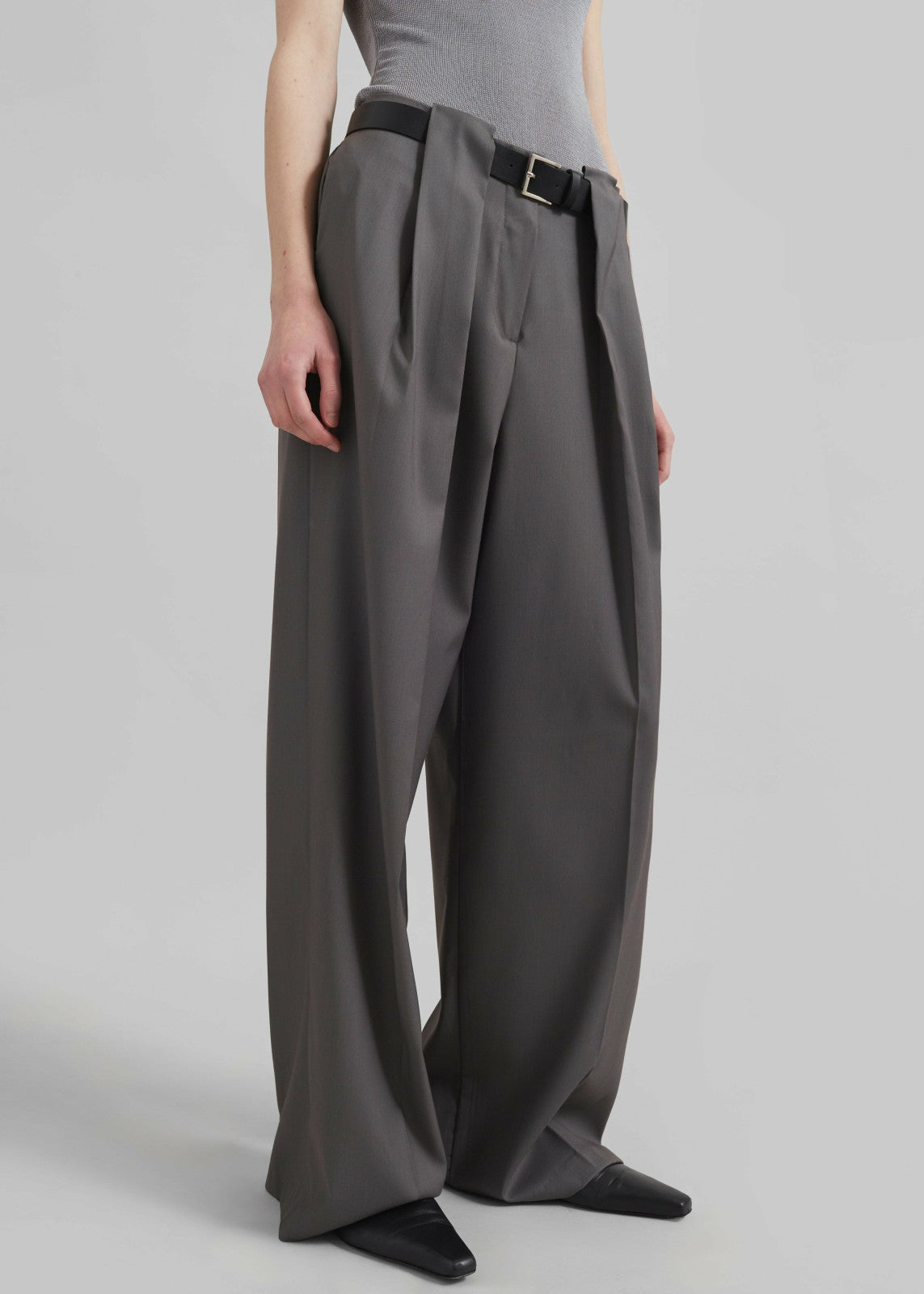 Orsay Pleated Trousers - Dark Grey