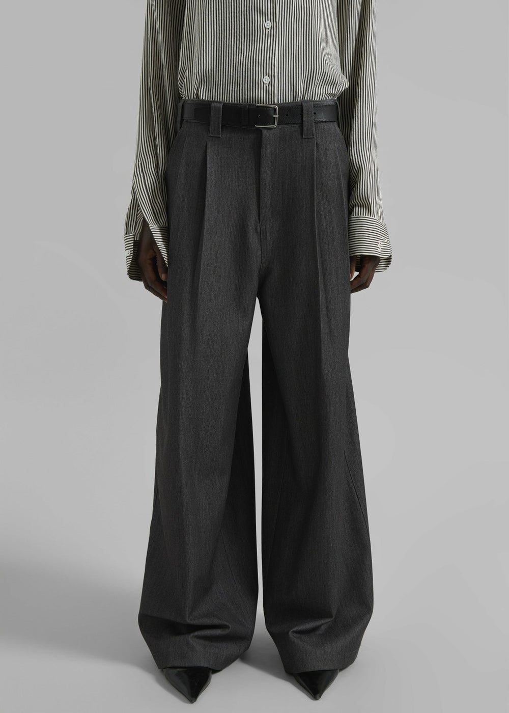 Nellore Pleated Denim Pants - Dark Grey Melange