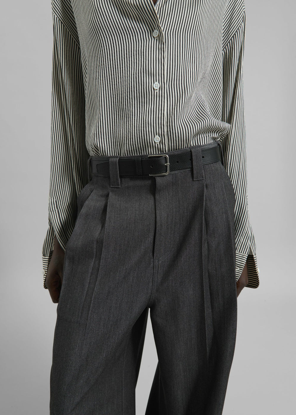 Nellore Pleated Denim Pants - Dark Grey Melange