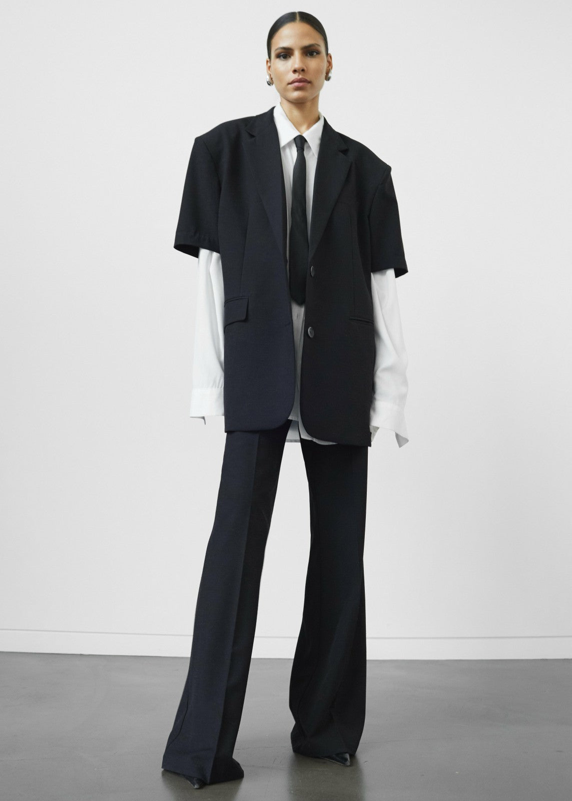 Maisie Short Sleeve Twill Blazer - Black