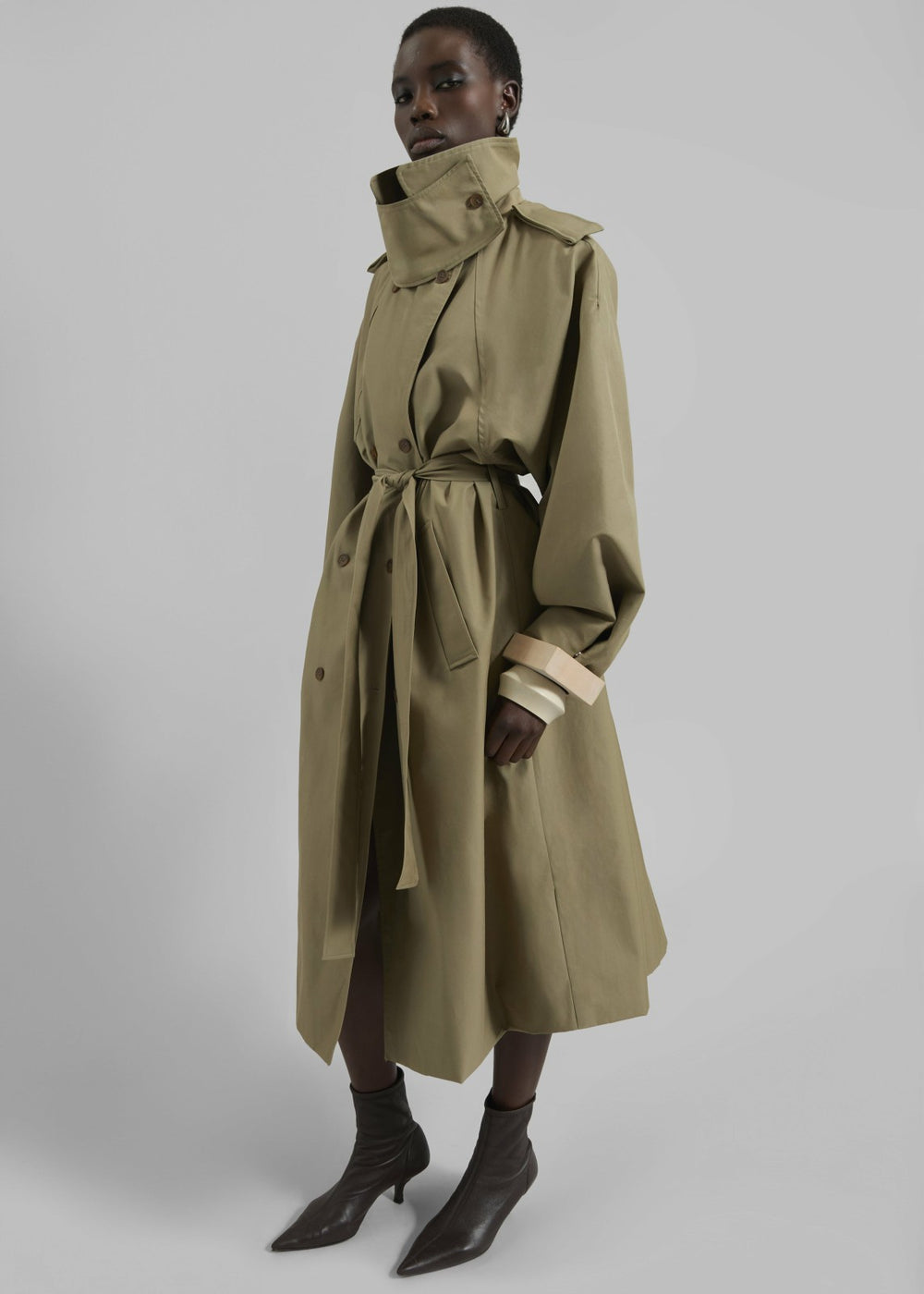 Davos Trench Coat - Pale Olive
