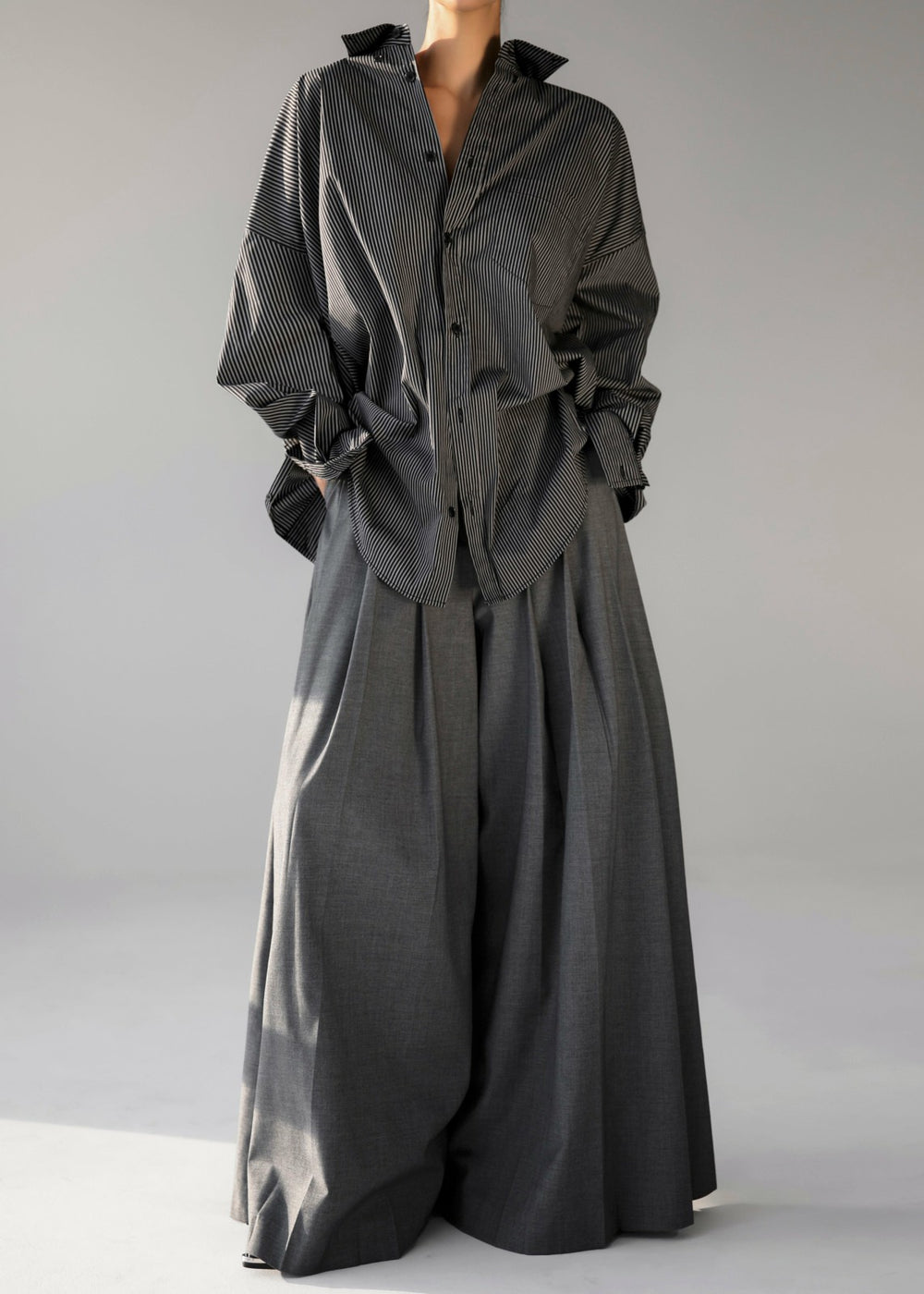 Lioris Oversized Shirt - Black/White Stripe
