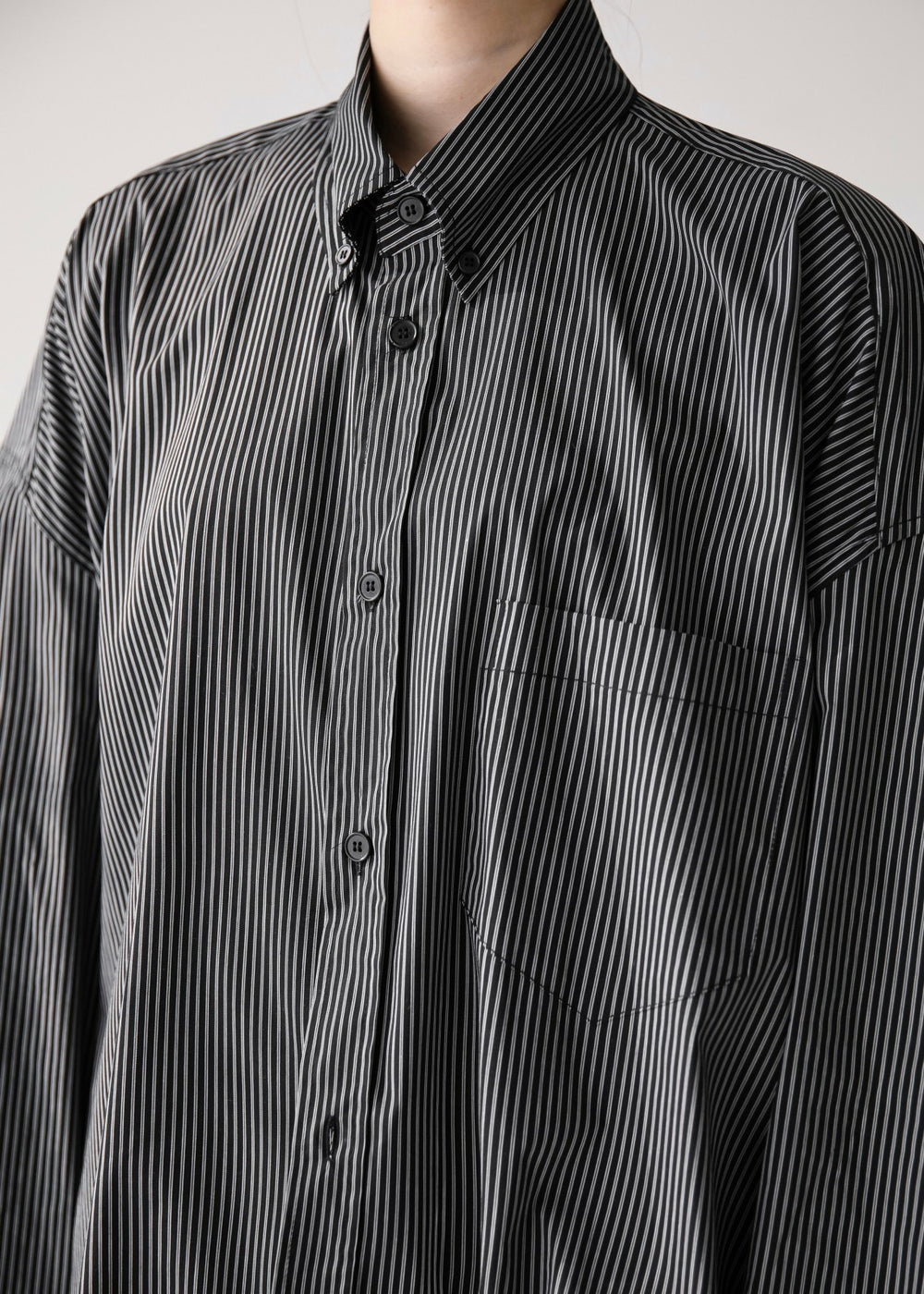 Lioris Oversized Shirt - Black/White Stripe