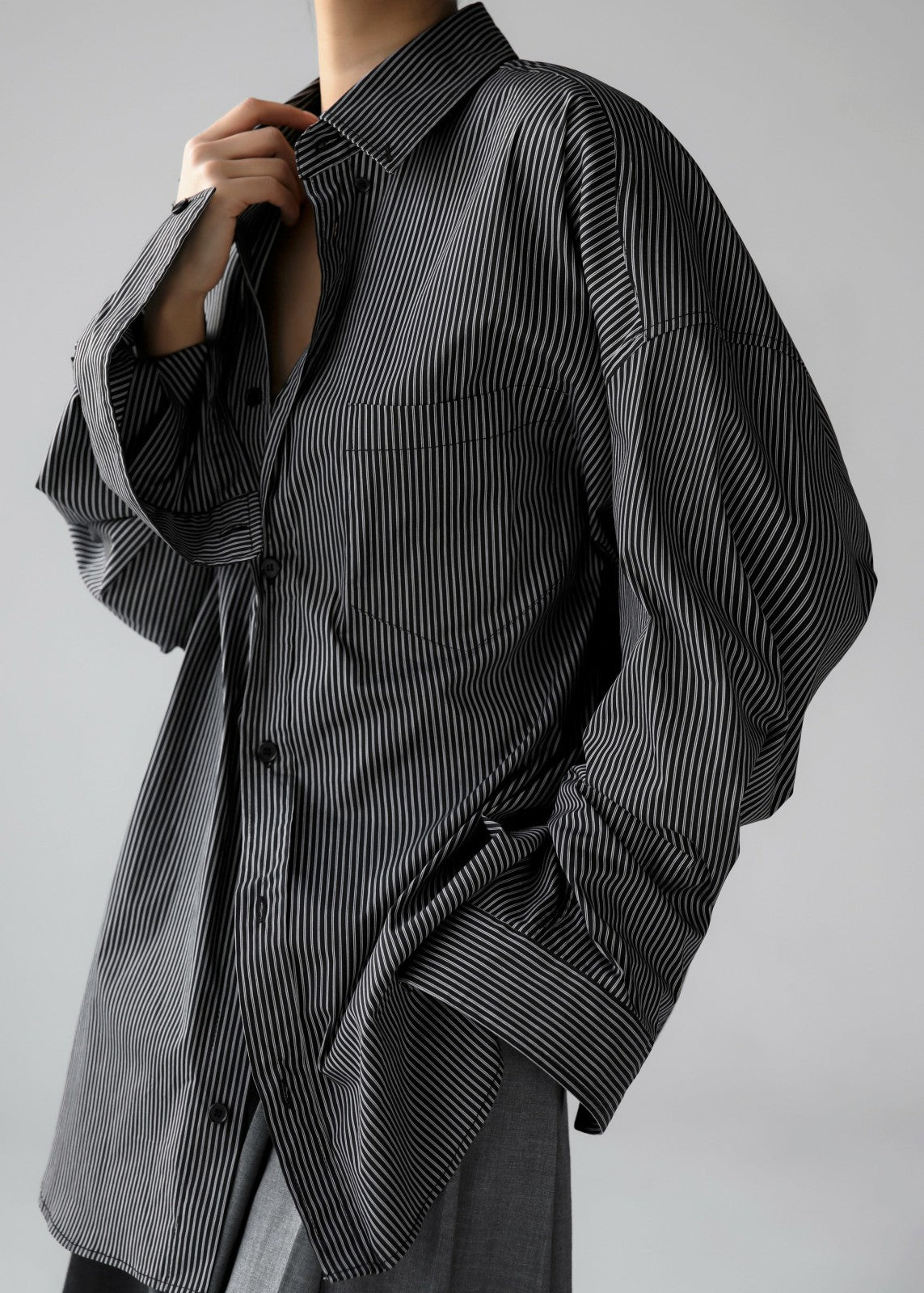 Lioris Oversized Shirt - Black/White Stripe