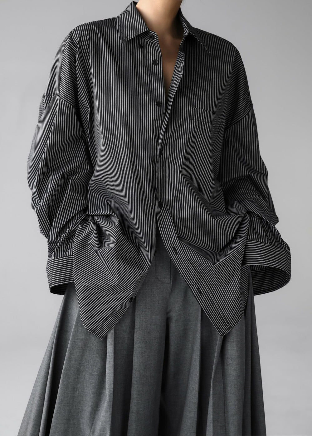 Lioris Oversized Shirt - Black/White Stripe