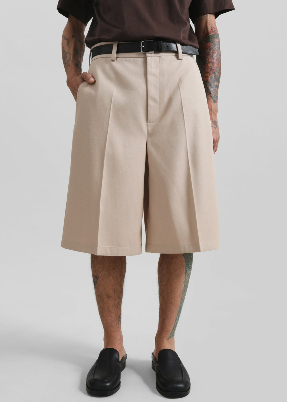 Belgrave Bermuda Shorts - Beige