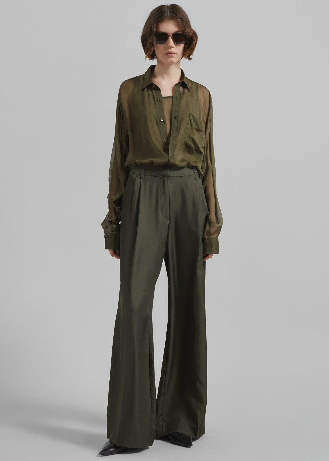 Marfa Pleated Silk Trousers - Khaki
