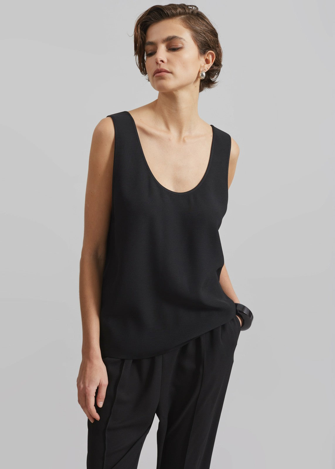 Esten Tank Top - Black