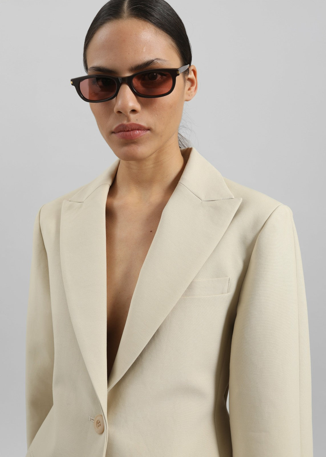 Colette Hourglass Blazer - Beige