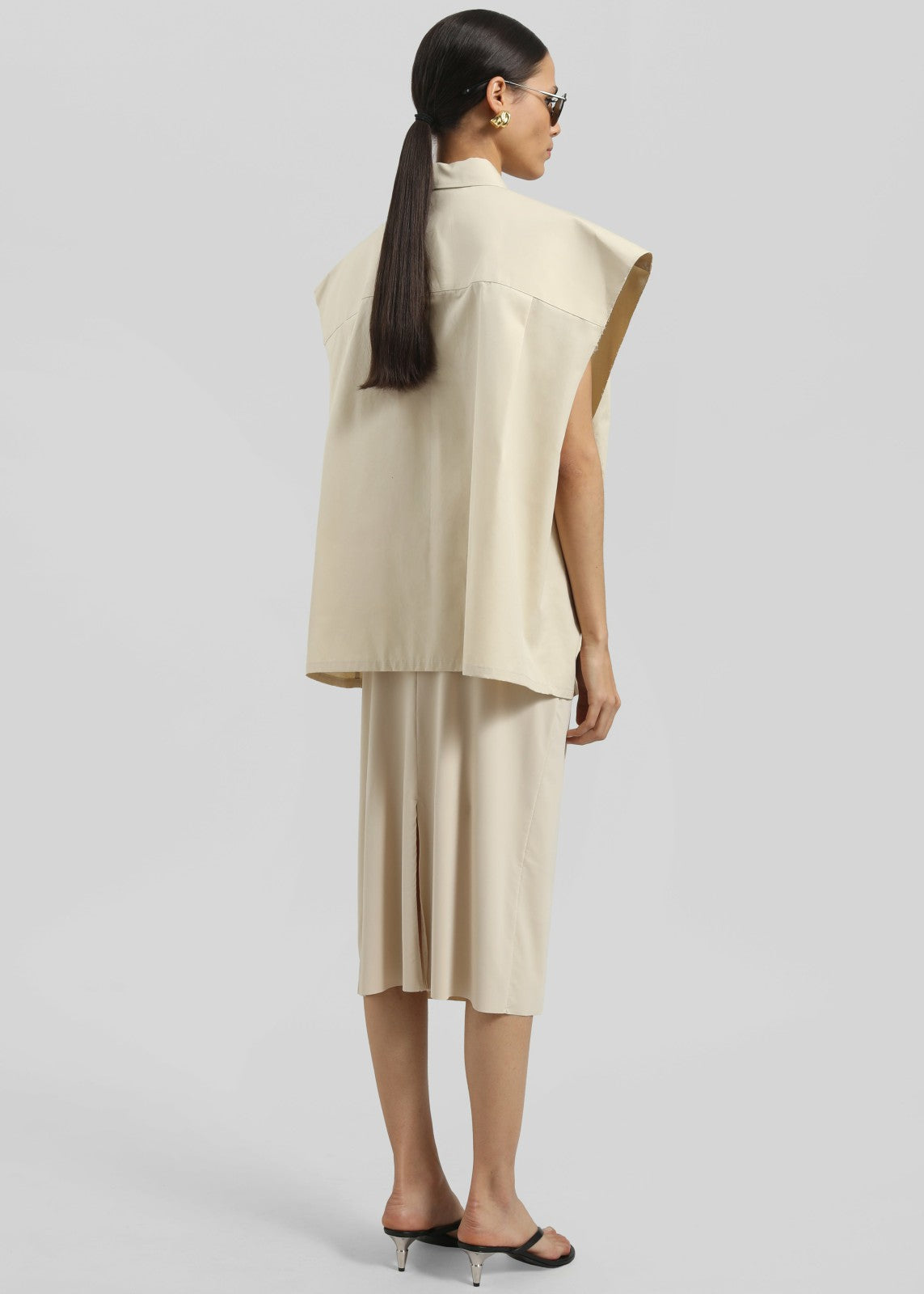 Quenin Sleeveless Button Down Shirt - Beige