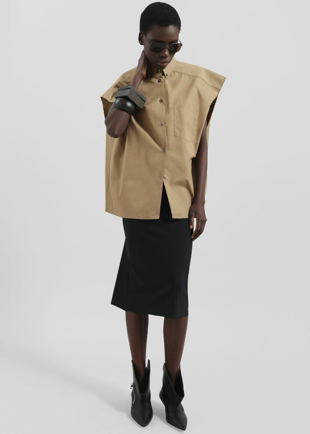 Quenin Sleeveless Button Down Shirt - Taupe
