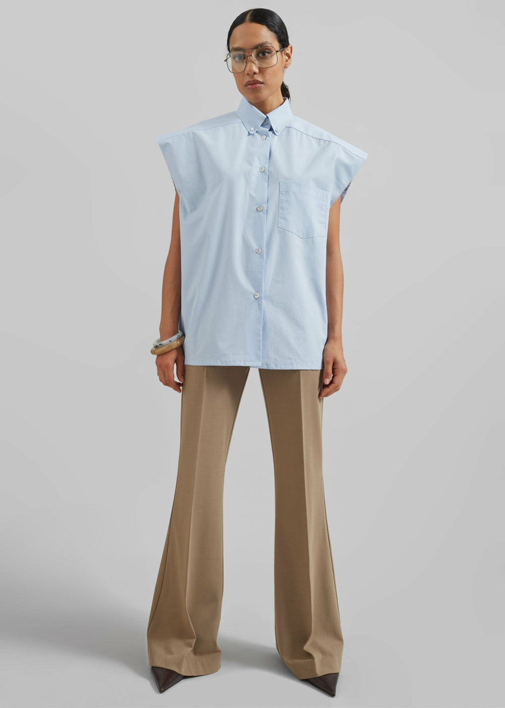 Quenin Sleeveless Button Down Shirt - Light Blue