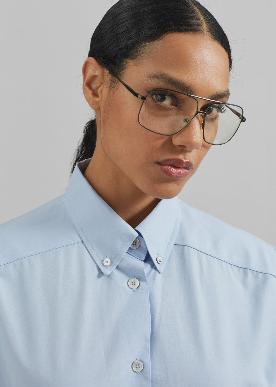 Quenin Sleeveless Button Down Shirt - Light Blue