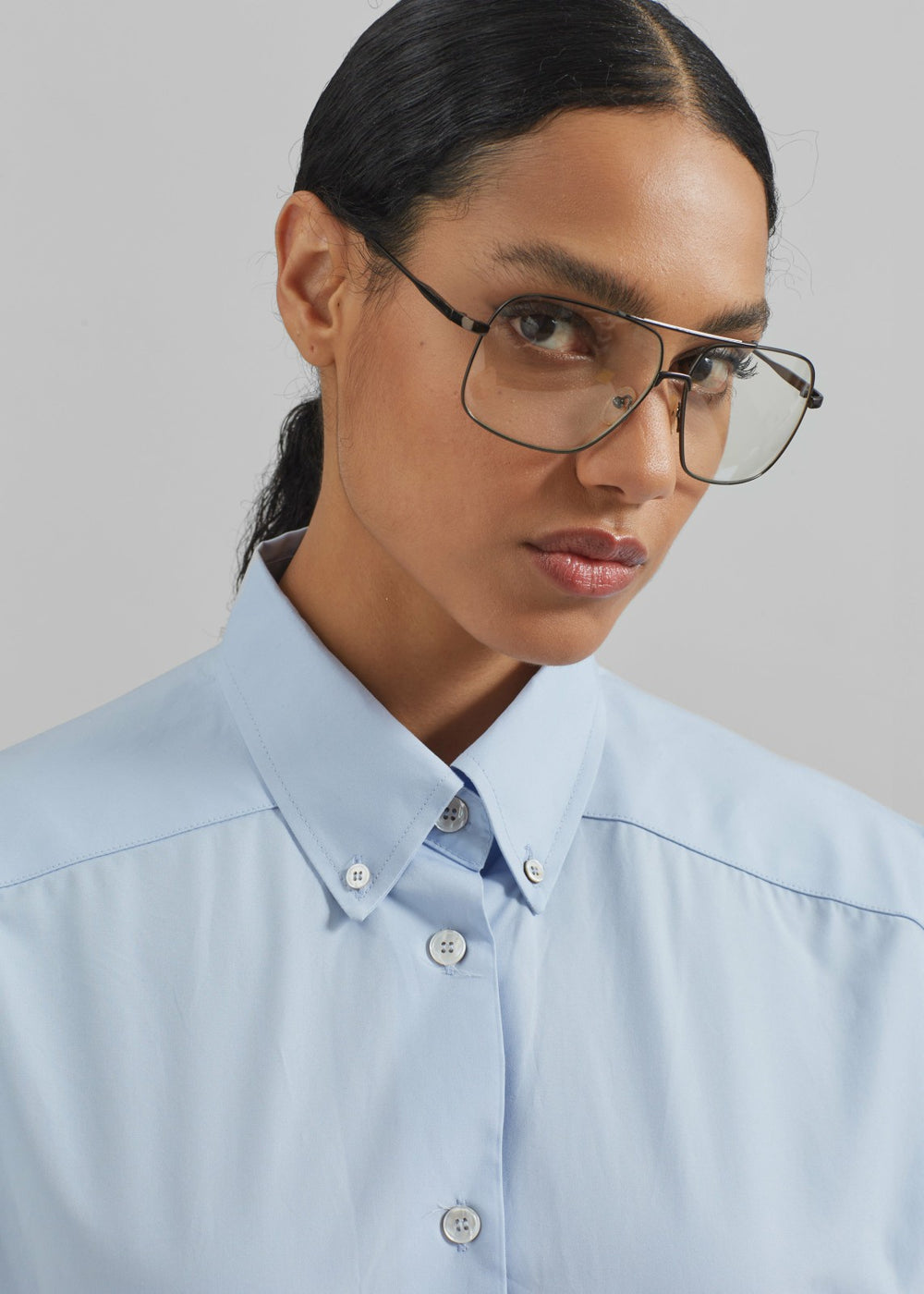 Quenin Sleeveless Button Down Shirt - Light Blue